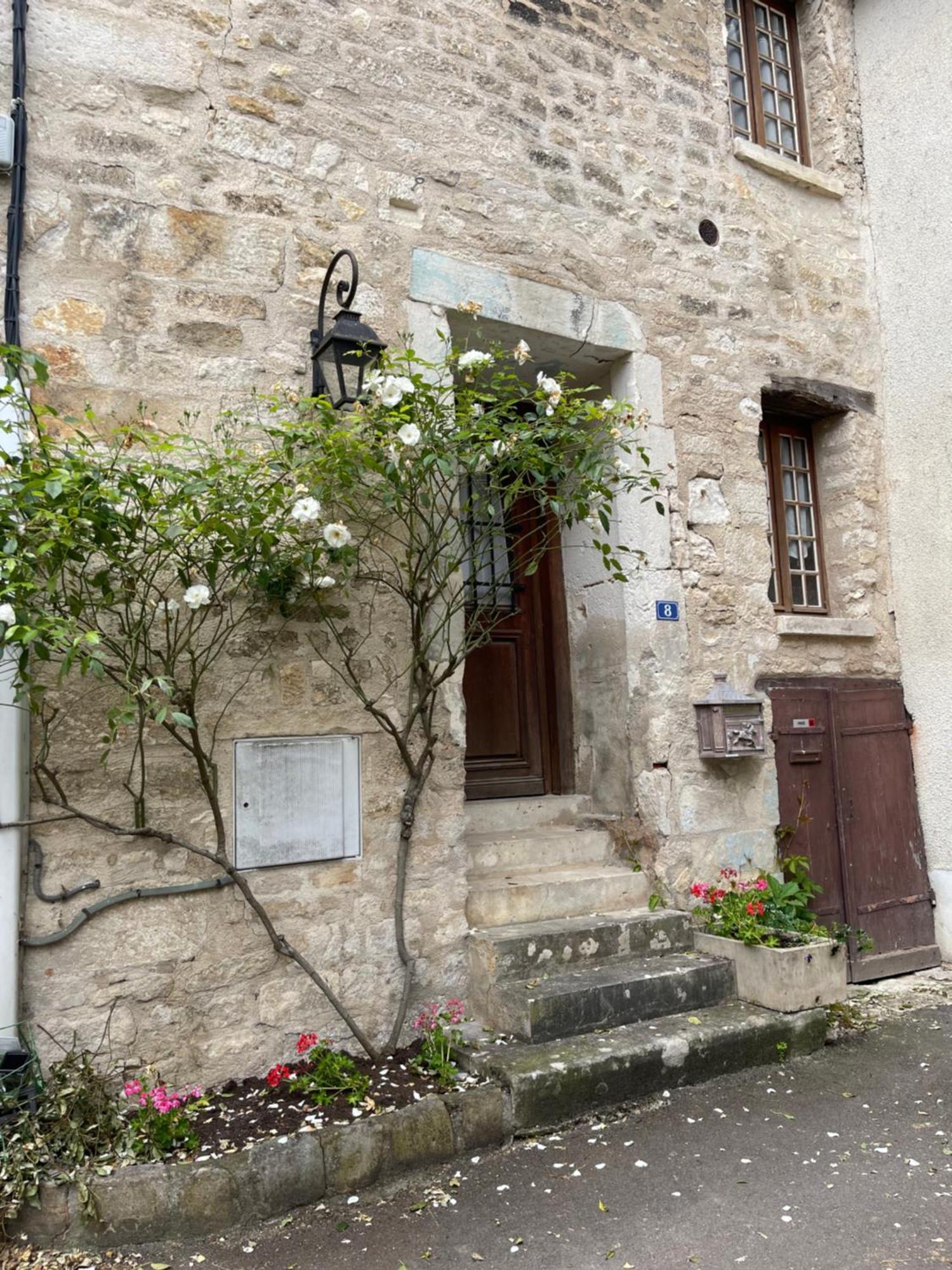 La Maison D'Alienor - Gites De Caractere A Chablis - 89 Eksteriør bilde